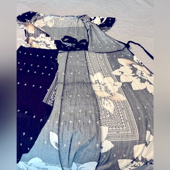 Y2K Vintage 90s, O'Neill Asymmetrical Black and Silver Sequin Sundress - Picture 9 of 15